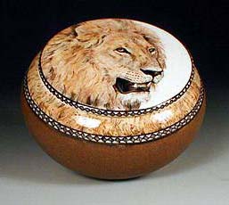 Lion Pot